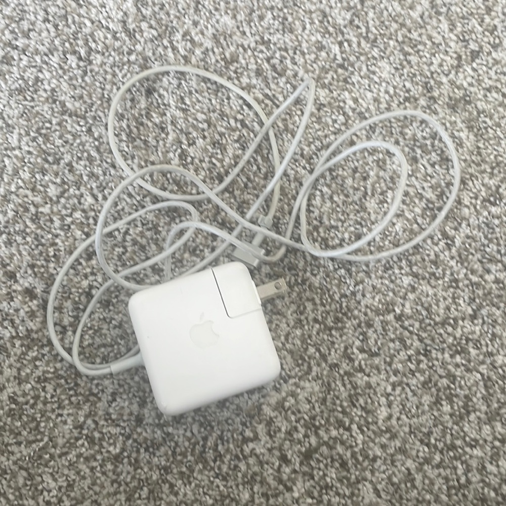 Apple MagSafe 2 power adapter